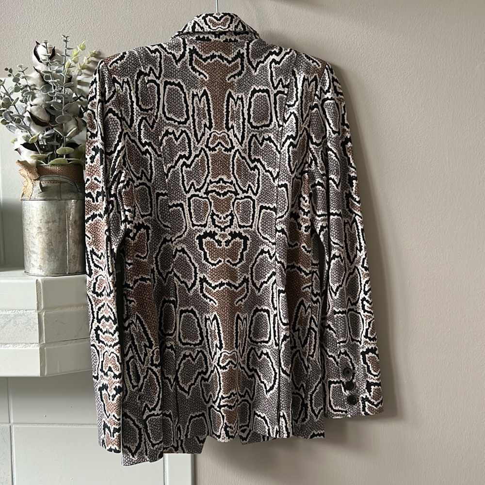New- Cabi Python Blazer Snakeskin Animal Print Bl… - image 7